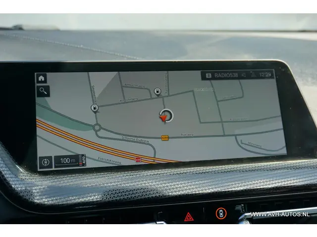 BMW 1 Serie 118i Executive Edition 2019 Benzine 14