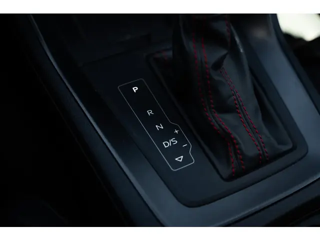 Audi RSQ3 Sportback TFSI RS 2021 Benzine 37