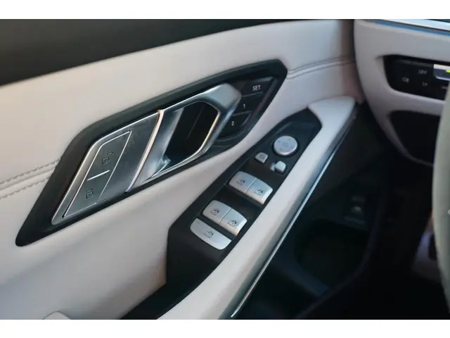 BMW M3 Touring 2024 Benzine 32
