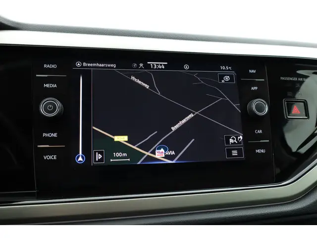 Volkswagen Taigo 1.0 TSI Life Business 2024 Benzine 17