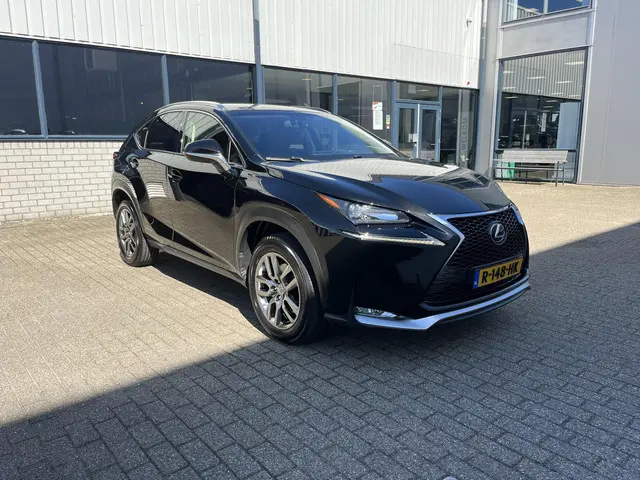 Lexus NX 300h AWD Luxury Line 2015 Hybride Benzine 68