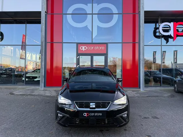 SEAT Ibiza 1.0 EcoTSI FR Plus Connect 2023 Benzine 2