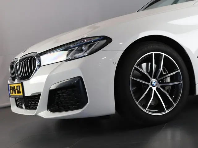 BMW 5 Serie 530d M-Sport 2023 Diesel 43