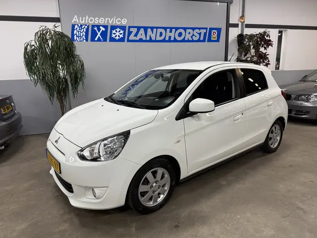 Mitsubishi Space Star 1.0 Bright 2015 Benzine