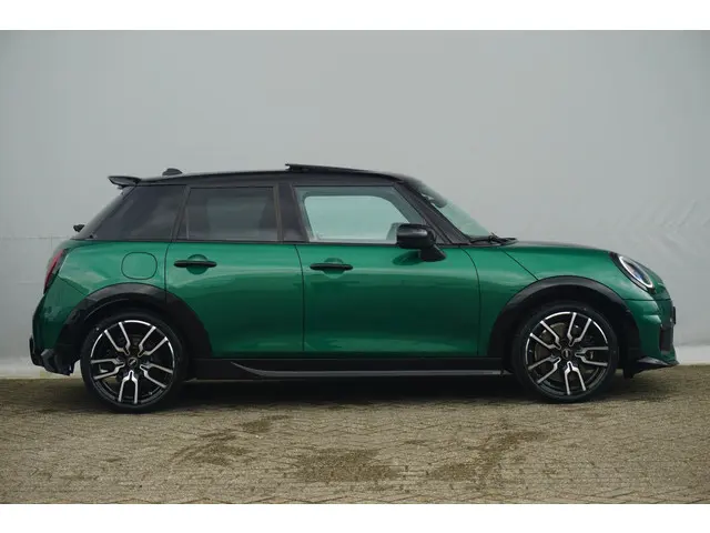 MINI 5-Deurs Cooper S 2025 Benzine 3
