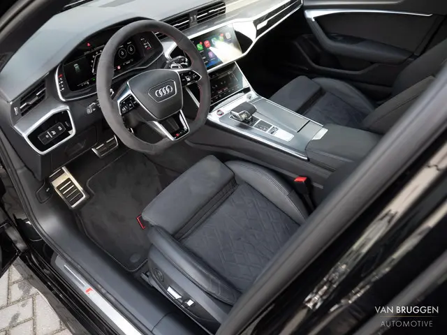 Audi RS6 Avant 4.0 TFSI quattro 2021 Benzine 16