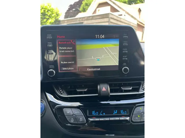 Toyota C-HR 1.8 Hybrid Dynamic 2022 Hybride Benzine 12