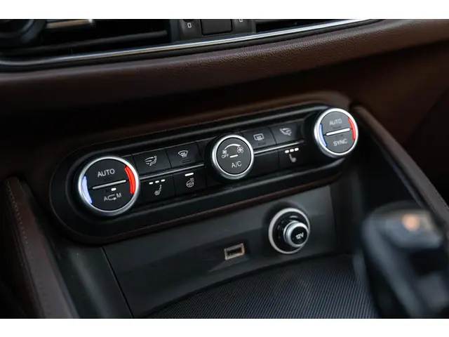 Alfa Romeo Stelvio 2.2d Super 2018 Diesel 27