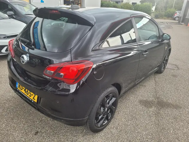 Opel Corsa 1.0 Turbo Online Edition OPC Line 2017 Benzine 6