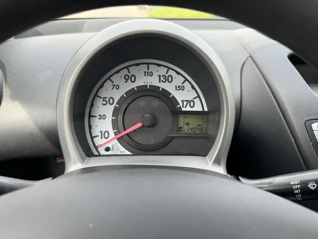 Peugeot 107 1.0 Access Accent Airco Bj 2014 2014 Benzine 9