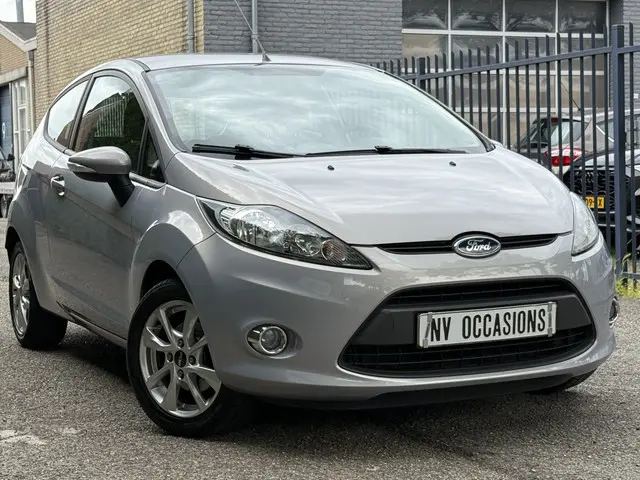 Ford Fiesta 1.4 Titanium 2012 Benzine 5