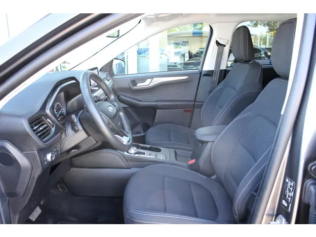 Ford Kuga 2.5 PHEV Titanium 2020 Hybride Benzine 9