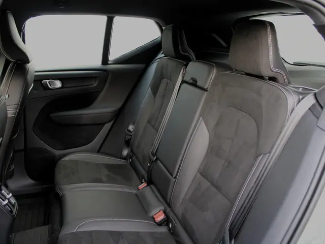 Volvo XC40 Recharge P8 AWD R-Design 2020 Elektrisch 11