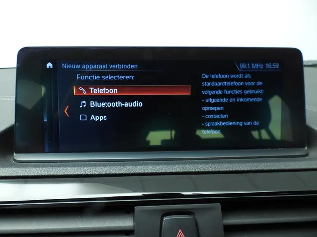 BMW 1 Serie 5-deurs 118i 2019 Benzine 31