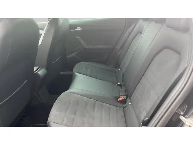 SEAT Arona 1.0 TSI FR Business Intense 2022 Benzine 27