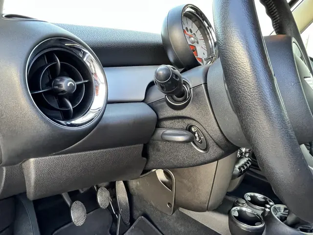 MINI One 1.6 Chili 2014 Benzine 46