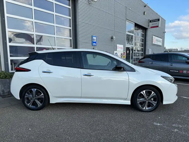 Nissan Leaf Tekna 40 kWh 2020 Elektrisch 8