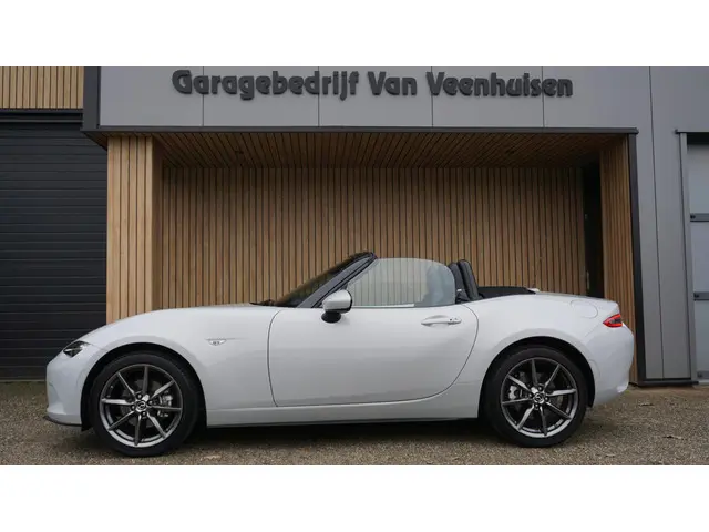 Mazda MX-5 2.0 SkyActiv-G 184PK GT-M 2019 Benzine 2