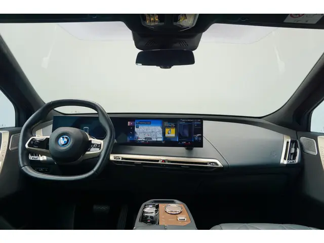 BMW iX xDrive50 2021 Elektrisch 10