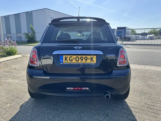MINI Cooper Mini 1.6 Chili*LEER*CRUISE*CLIMATE* 2012 Benzine 20