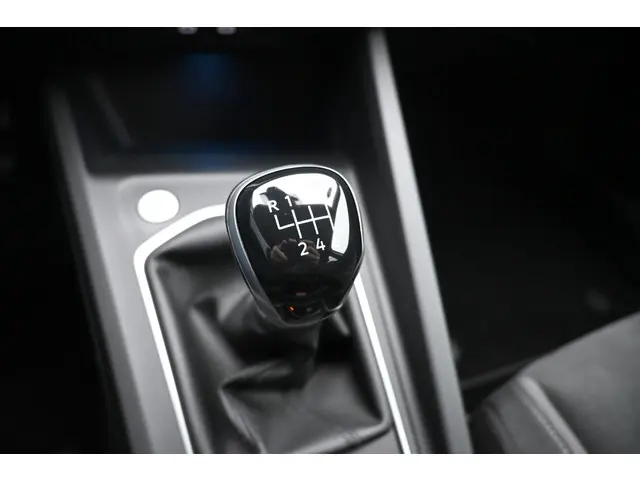 Volkswagen Golf 1.5 TSI Style 2021 Benzine 29