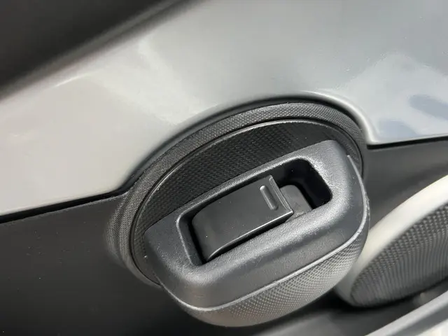 Toyota Aygo 1.0 VVT-i Now 2014 Benzine 14