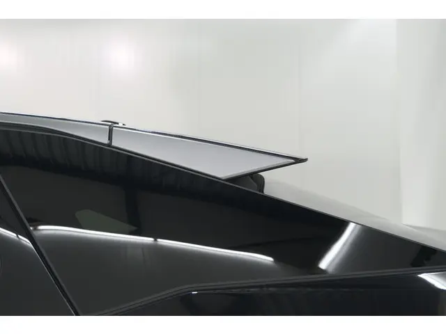 Peugeot 3008 Hybrid 145 e-DCS6 GT 2025 Hybride Benzine 26