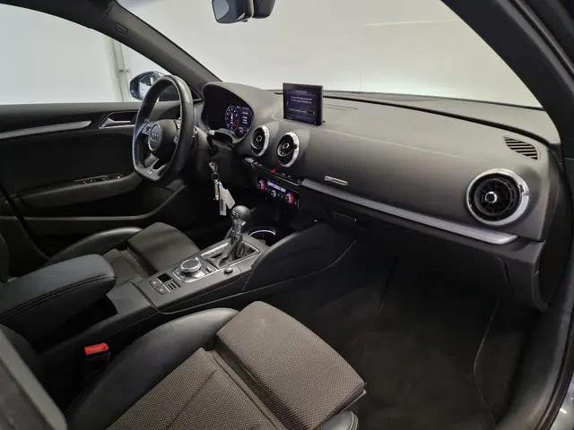 Audi A3 Sportback 35 TFSI CoD 3x S-Line 2020 Benzine 13