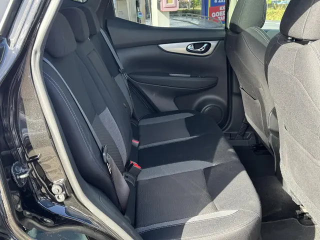 Nissan QASHQAI 1.3 DIG-T Business Edition 2019 Benzine 22