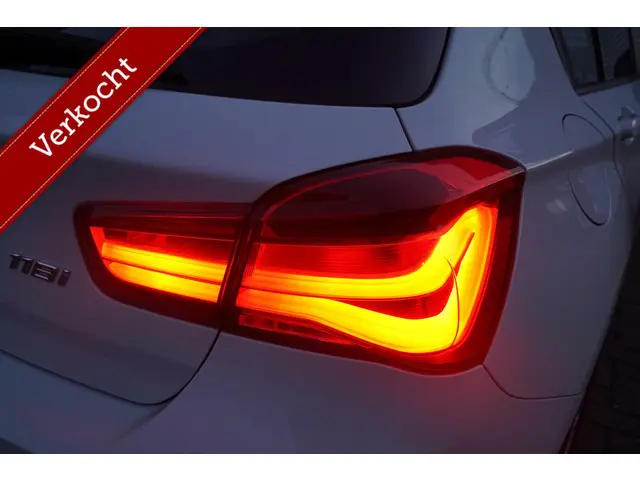 BMW 1 Serie 118i 2016 Benzine 9