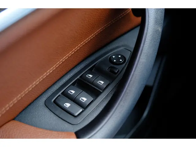 BMW X1 SDrive18d 150pk Clima|Leder|LMV|PDC 2016 Diesel 23