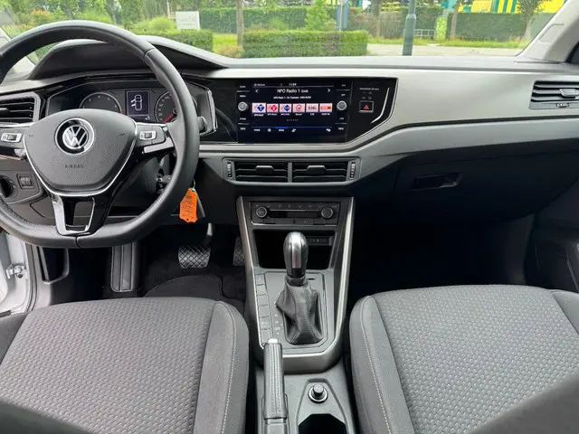 Volkswagen Polo 1.0 TSI Comfortline 2021 Benzine 14