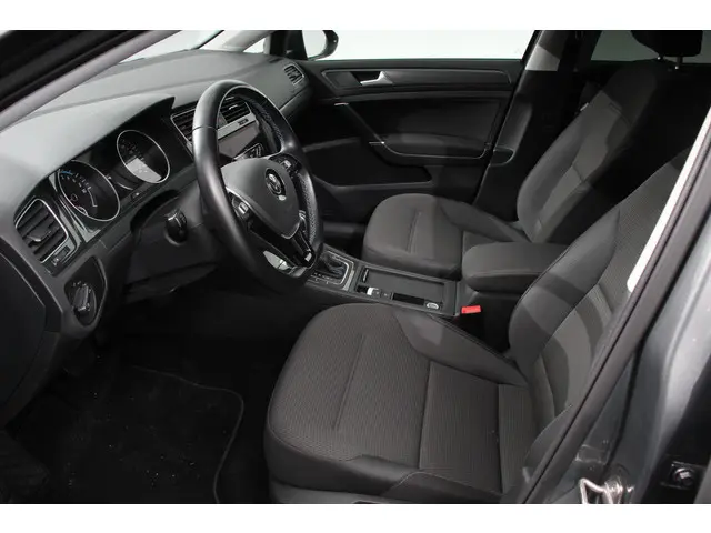 Volkswagen e-Golf e-Golf 2019 Elektrisch 19