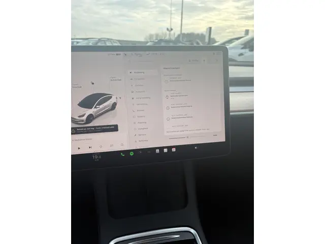 Tesla Model 3 Standard RWD Plus 60 kWh 2023 Elektrisch 18