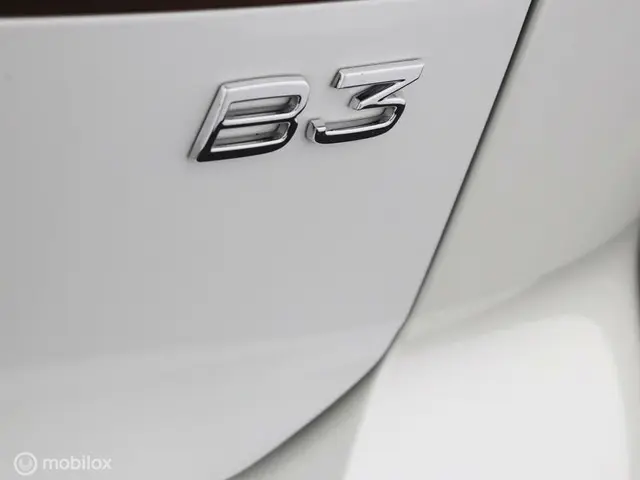 Volvo V60 2.0 B3 Essential| Camera | Trekhaak 2023 Benzine 39