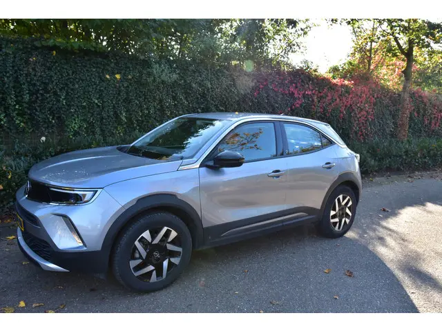 Opel Mokka-e Elegance 50-kWh 11kw bl. 2021 Elektrisch 2