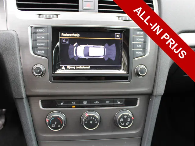 Volkswagen Golf Comfortline 2013 Benzine 13