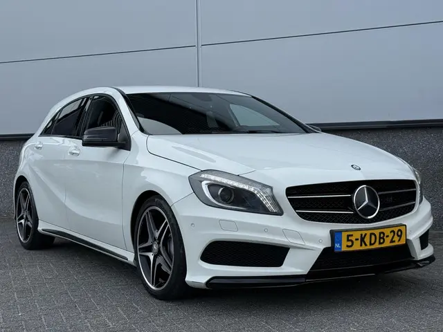 Mercedes-Benz A-Klasse 180 AMG 2013 Benzine 11