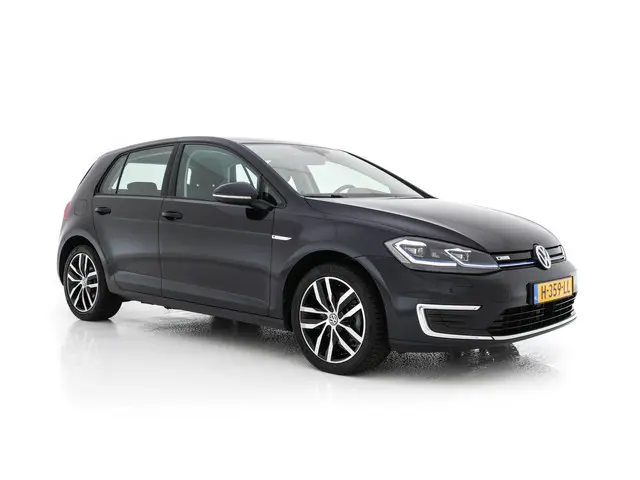 Volkswagen e-Golf E-DITION {SOH-100%} 2020 Elektrisch