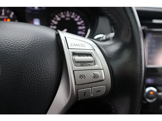 Nissan QASHQAI 1.2 Tekna 2016 Benzine 27