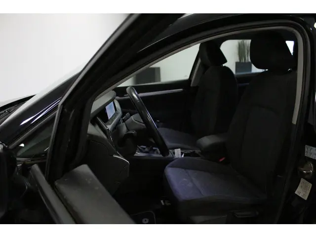 Volkswagen Golf Variant 1.0 TSI Life 2022 Benzine 9