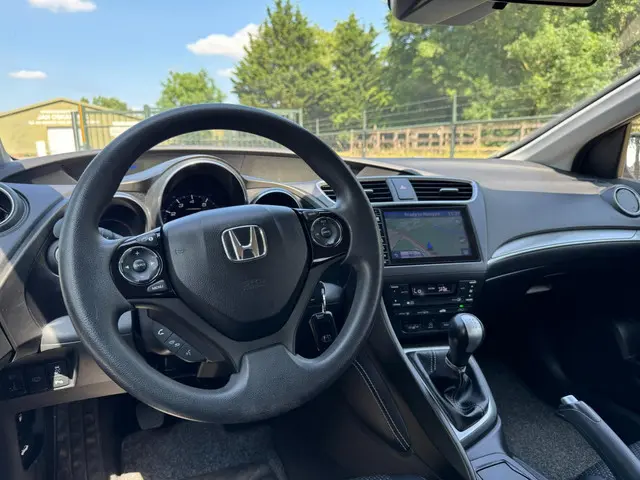 Honda Civic 1.4 Comfort /Navi/Trekhaak/Airco/ 2016 Benzine 10