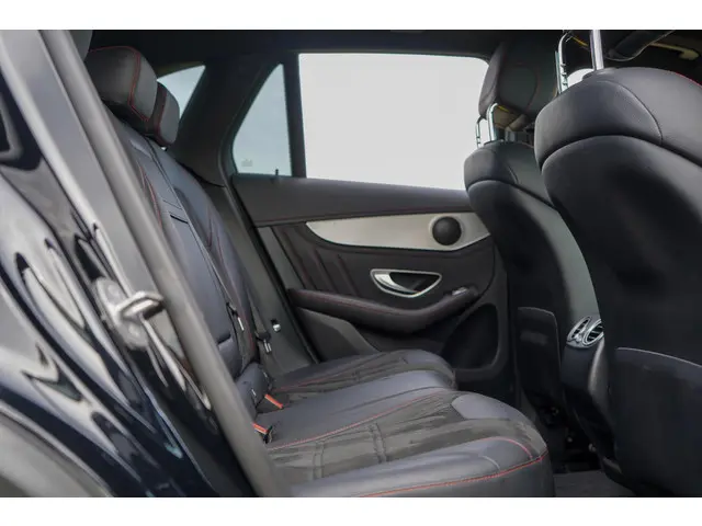 Mercedes-Benz GLC 43 AMG 4MATIC | BOM VOL! 2017 Benzine 11