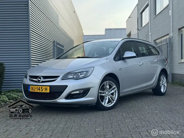 Opel Astra Sports Tourer 1.4 Turbo Sport + 2015 Benzine