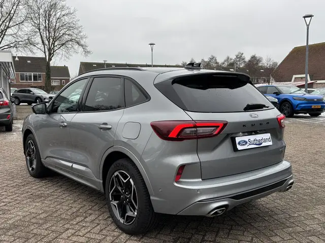 Ford Kuga 2.5 PHEV ST-Line X 2025 Hybride Benzine 5