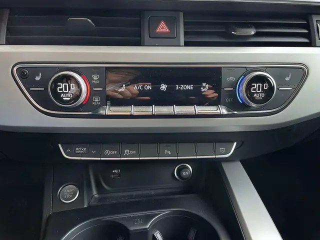 Audi A5 Sportback 40 TFSI S edition 2021 Benzine 32