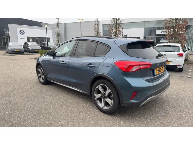 Ford Focus 1.0 EcoBoost Titanium Business 2019 Benzine 6