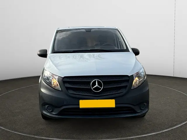 Mercedes-Benz Vito 111 CDI Functional- 2015 Diesel 17