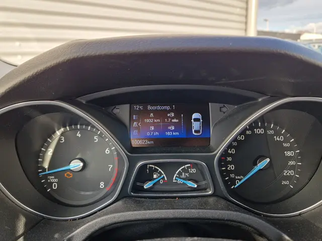 Ford Focus 1.0 Trend Edition 2015 Benzine 7