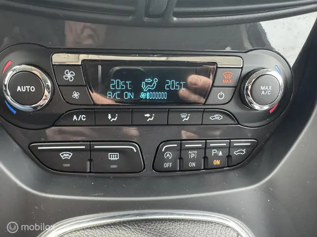 Ford Kuga 1.6 Titanium 2014 Benzine 21